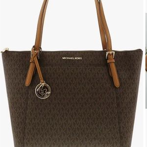 Michael Kors Ciara  large zip tote